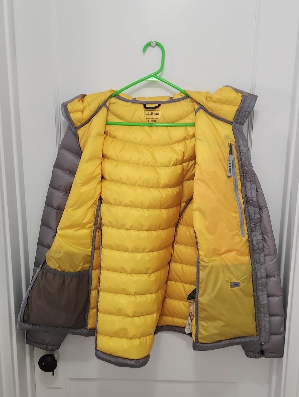 L.L. Bean Women's Grey Down Jacket Coat With Hood Size Large - Picture 8 of 13
